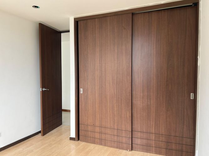 Apartamento de 3 alcobas en arriendo en Los Balsos, Medellín, 114 m² · foto 10 de 14