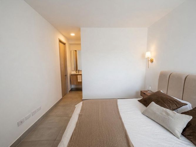 Apartamento de 2 alcobas en venta en Serena Del Mar, Cartagena, 64 m² · foto 5 de 8