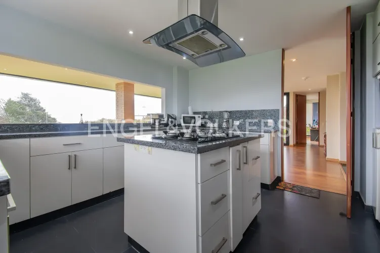 Casa de 4 alcobas en venta en Yerbabuena, Sopó, 320 m² · foto 9 de 20