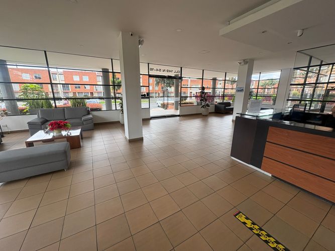 Apartamento de 3 alcobas en venta en Centro Comercial Parque La Colina, Bogotá, 72 m² · foto 13 de 13