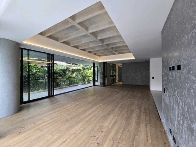 Apartamento en venta en El Campestre, Medellín · foto 2 de 24