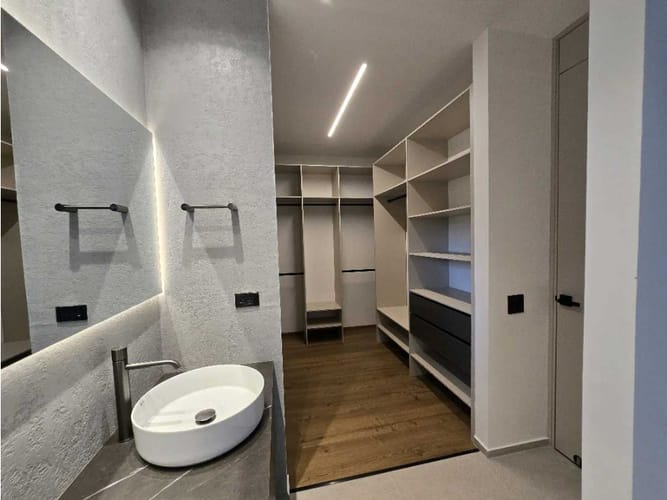 Apartamento en venta en El Campestre, Medellín · foto 15 de 24