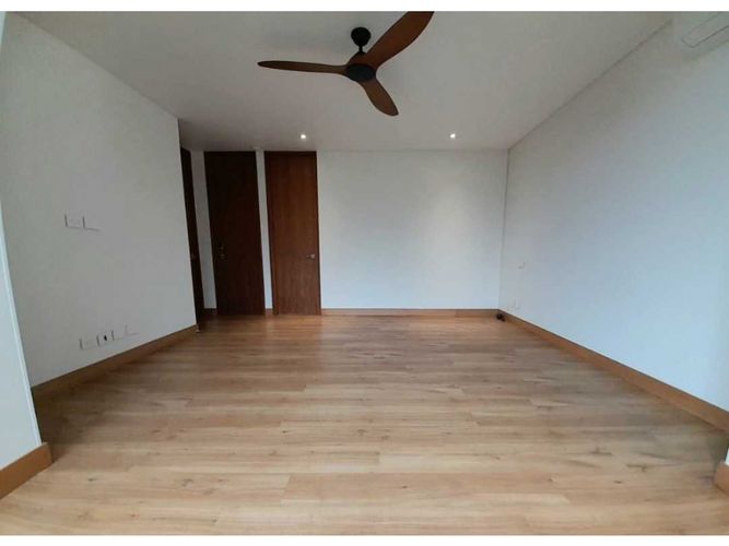 Apartamento en venta en Los Balsos, Medellín · foto 9 de 18