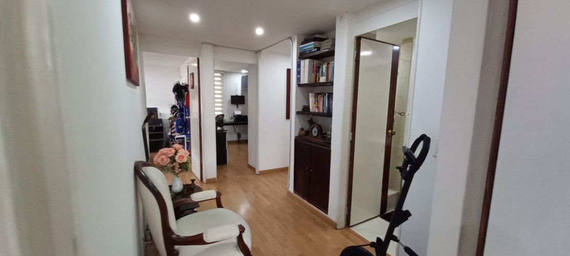 Apartamento de 3 alcobas en venta en Mazuren, Bogotá, 92 m² · foto 9 de 19