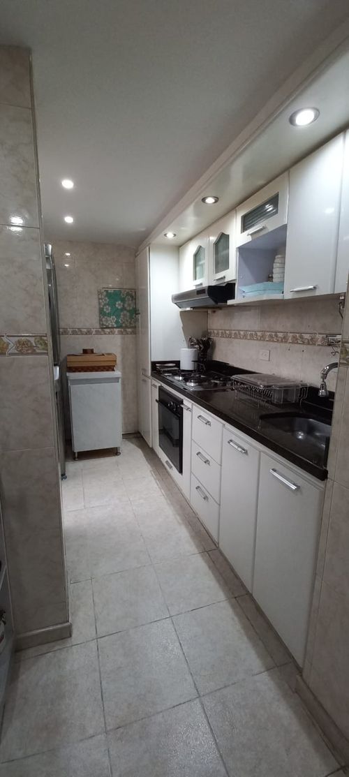 Apartamento de 3 alcobas en venta en Mazuren, Bogotá, 92 m² · foto 13 de 19