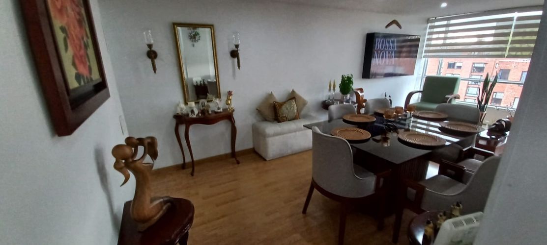 Apartamento de 3 alcobas en venta en Mazuren, Bogotá, 92 m² · foto 4 de 19
