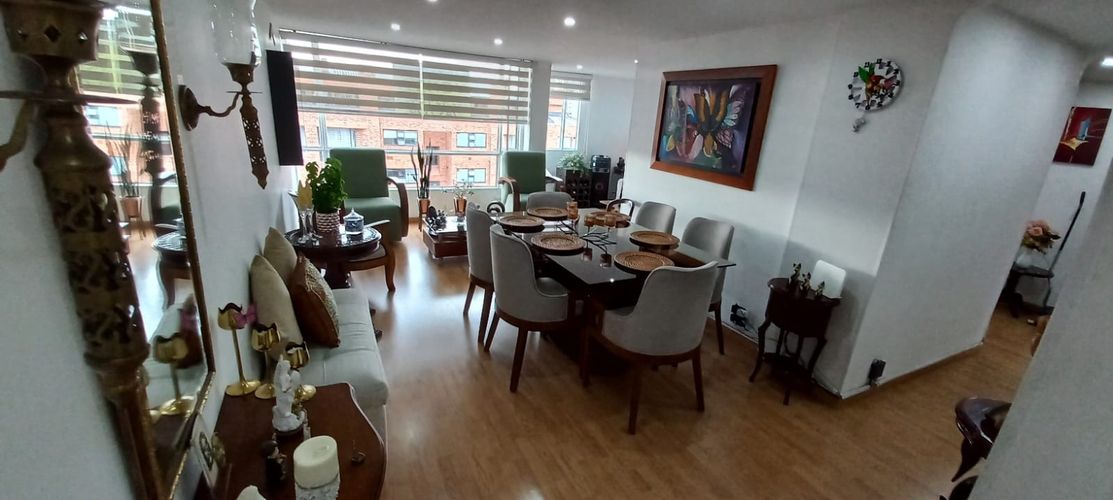 Apartamento de 3 alcobas en venta en Mazuren, Bogotá, 92 m² · foto 2 de 19
