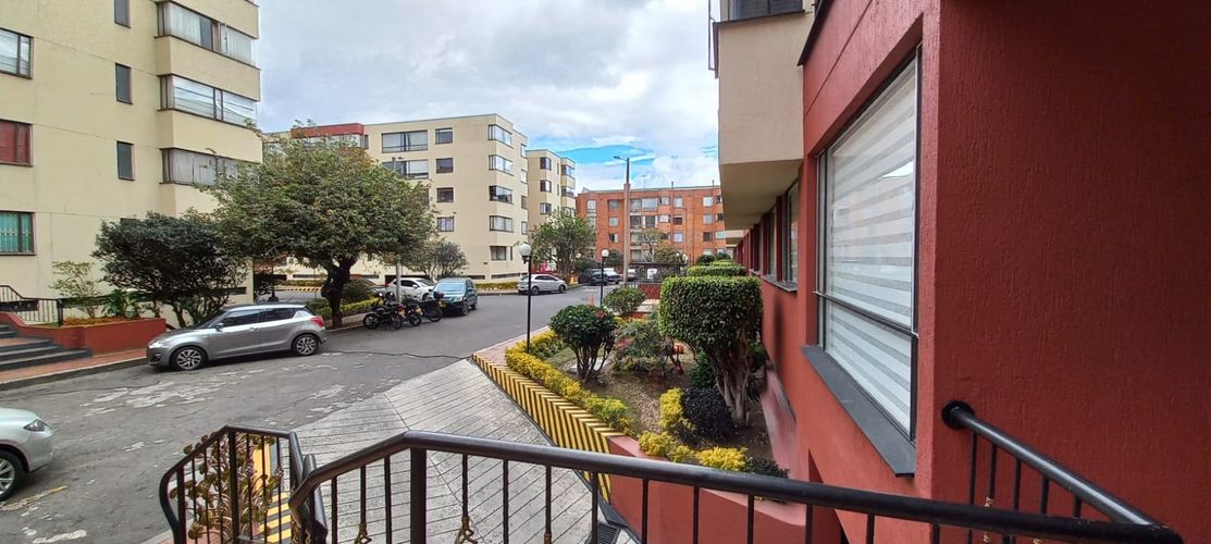 Apartamento de 3 alcobas en venta en Mazuren, Bogotá, 92 m² · foto 16 de 19