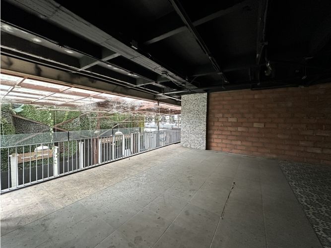 Local en venta en Milla De Oro, Medellín, 118 m² · foto 4 de 10
