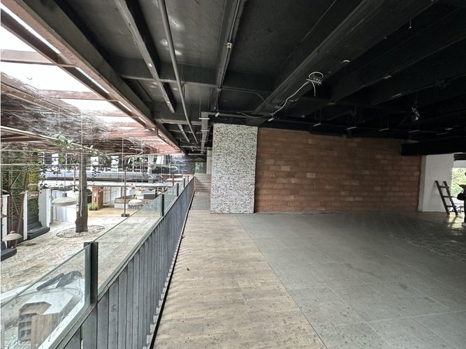 Local en venta en Milla De Oro, Medellín, 118 m² · foto 6 de 10
