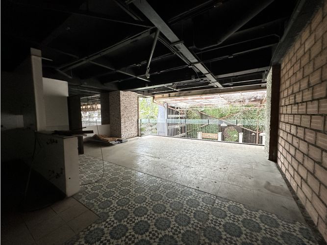 Local en venta en Milla De Oro, Medellín, 118 m² · foto 7 de 10