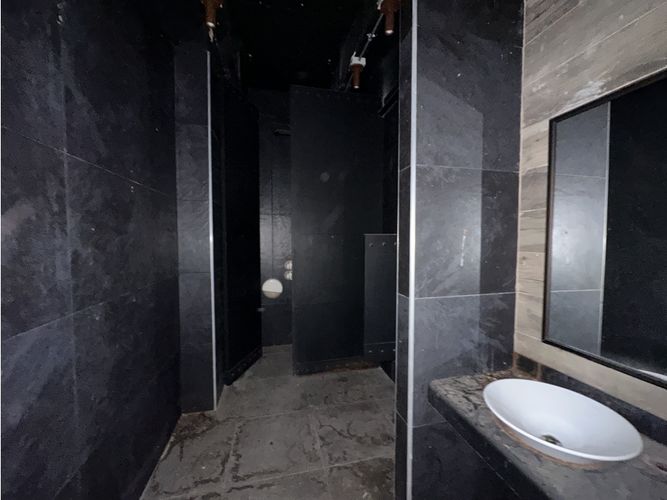 Local en venta en Milla De Oro, Medellín, 118 m² · foto 8 de 10