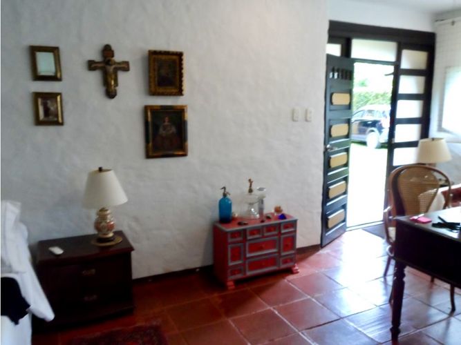 Casa de 5 alcobas en venta en Bella Suiza, Villavicencio, 320 m² · foto 4 de 18