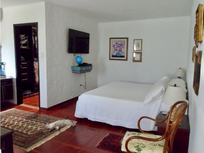 Casa de 5 alcobas en venta en Bella Suiza, Villavicencio, 320 m² · foto 7 de 18