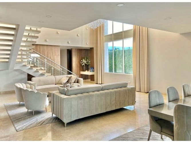 Casa de 4 alcobas en venta en Pance, Cali, 800 m² · foto 1 de 24