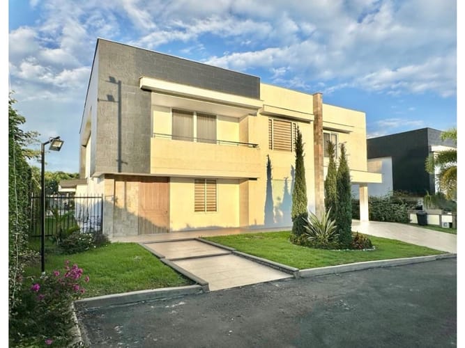 Casa de 4 alcobas en venta en Pance, Cali, 800 m² · foto 3 de 24
