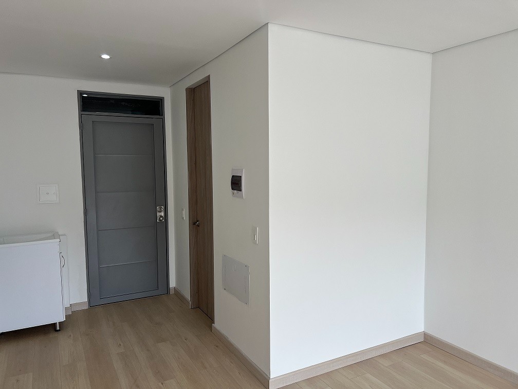 Apartamento en venta en Polo Club, Bogotá · foto 8 de 16