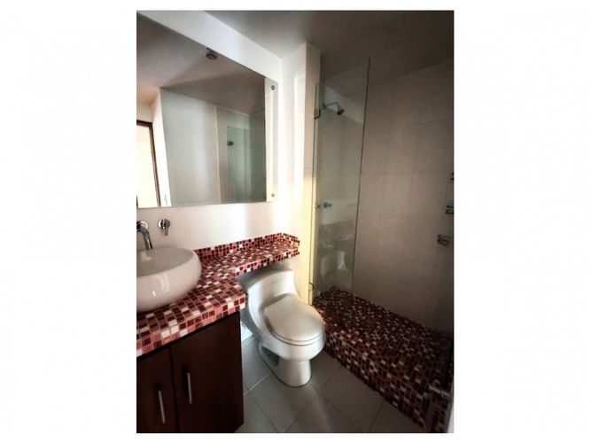 Apartamento de 3 alcobas en venta en Chico Norte, Bogotá, 147 m² · foto 10 de 24
