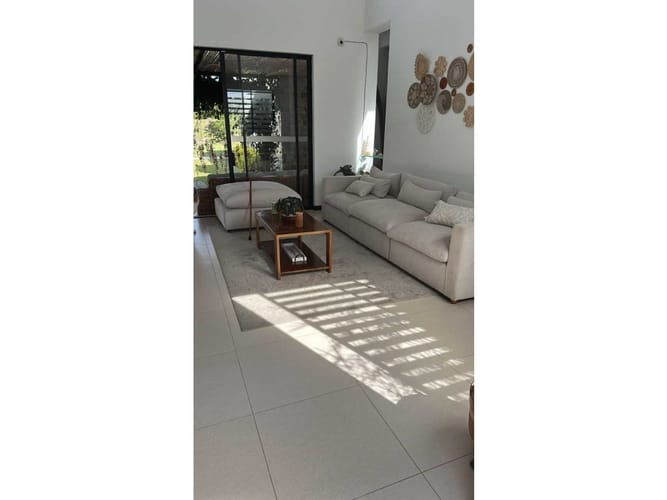 Casa de 4 alcobas en venta en Via El Eden, Armenia, 308 m² · foto 2 de 14