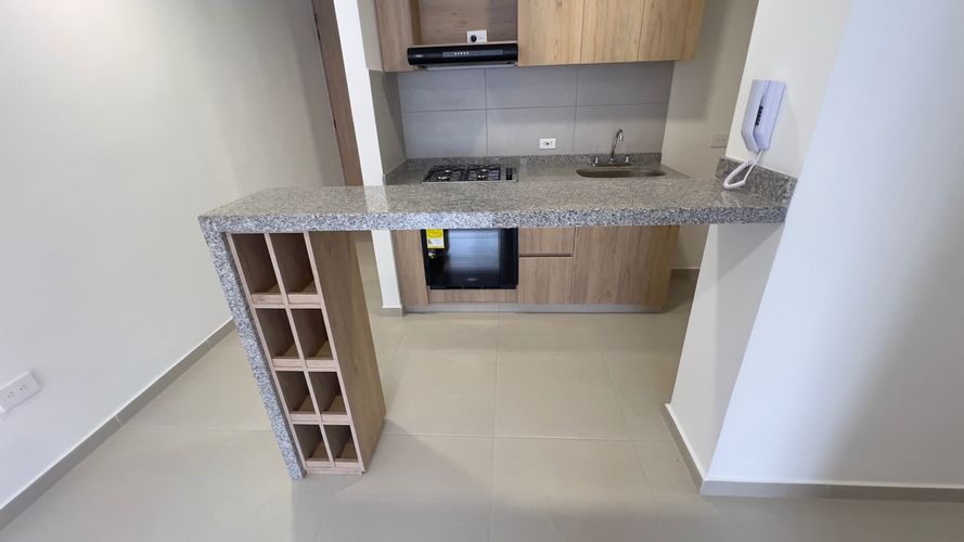 Apartamento de 2 alcobas en venta en Urbanizacion La Zafra, Floridablanca, 62 m² · foto 3 de 16