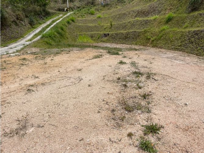 Lote en venta en La Mosquita, Rionegro, 1700 m² · foto 5 de 6