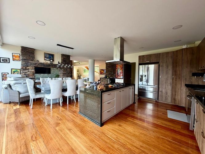 Casa de 4 alcobas en venta en Yerbabonita Bosque Nativo, Chía, 600 m² · foto 9 de 24