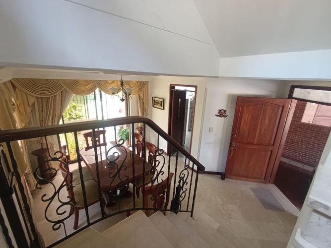 Casa de 4 alcobas en venta en San Jorge, Ibagué, 250 m² · foto 8 de 24