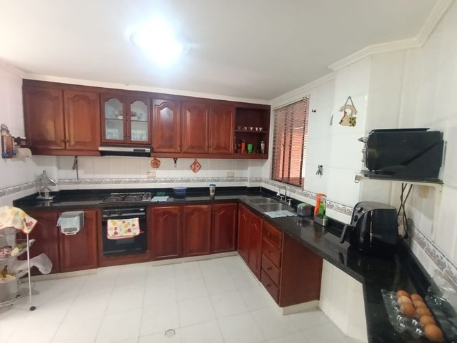 Casa de 4 alcobas en venta en San Jorge, Ibagué, 250 m² · foto 7 de 24