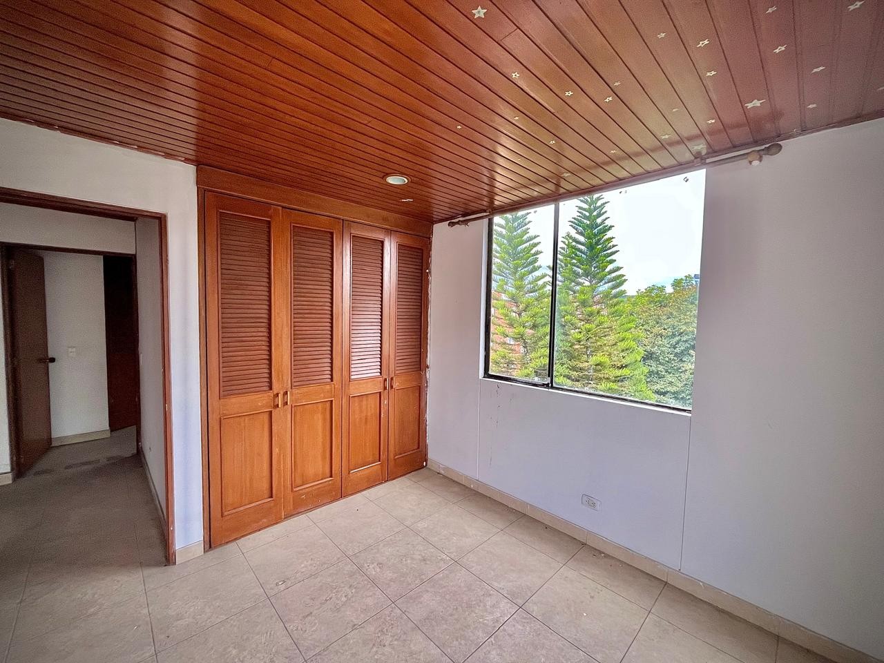 Apartamento en venta en Portales Del Norte, Bogotá · foto 6 de 24