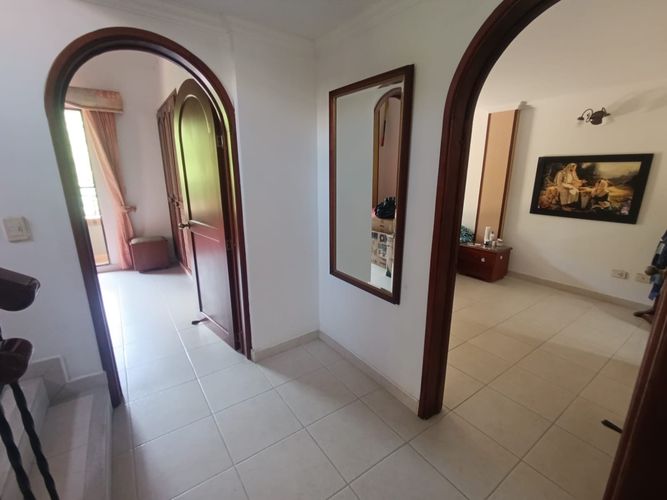 Casa de 4 alcobas en venta en San Jorge, Ibagué, 250 m² · foto 12 de 24