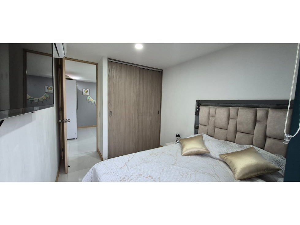 Apartamento en venta en Los Colores, Medellín · foto 11 de 22