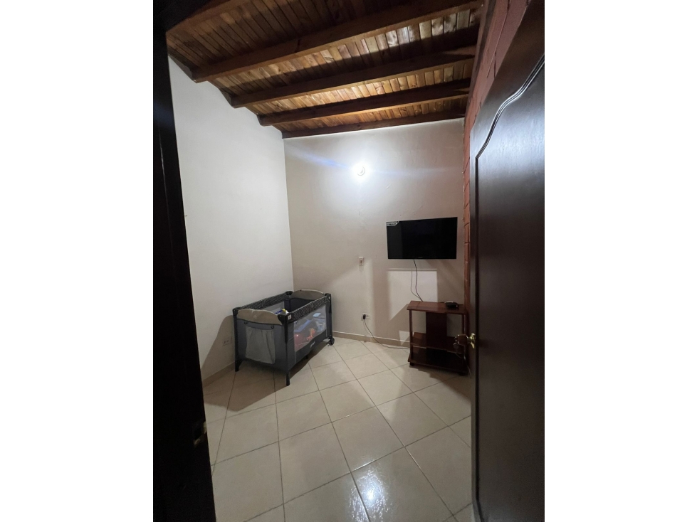 Apartamento en venta en Manrique Central, Medellín · foto 6 de 10