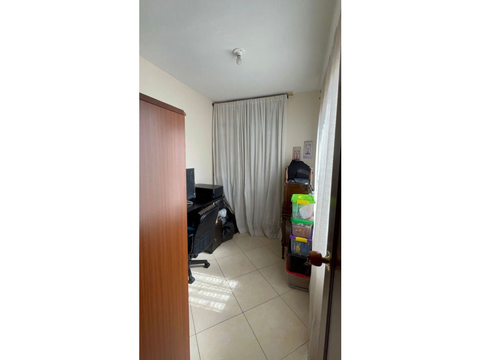 Apartamento en venta en Manrique Central, Medellín · foto 7 de 10