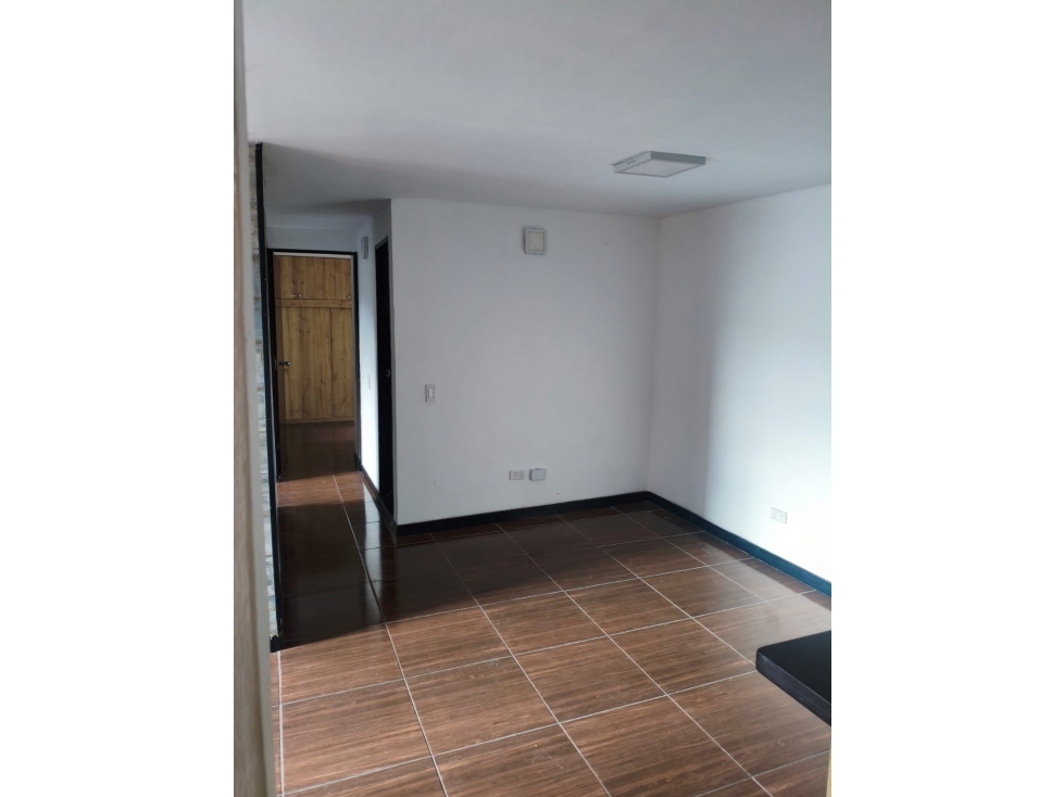 Apartamento en venta en Calasanz, Medellín · foto 8 de 11