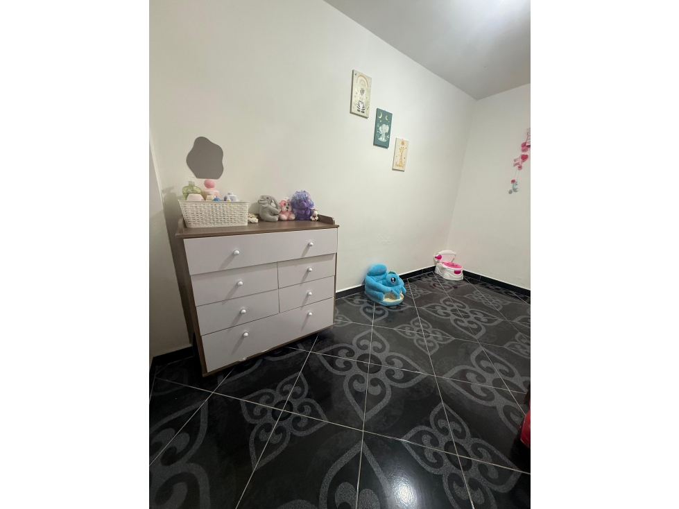 Apartamento en venta en Manrique Central, Medellín · foto 5 de 19