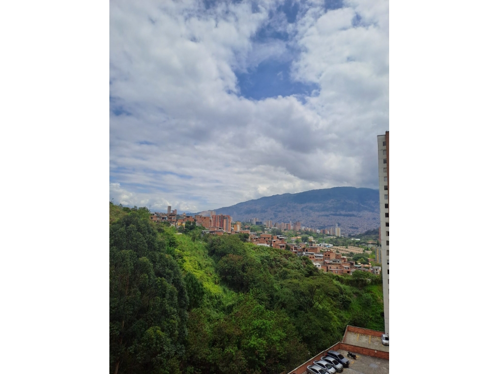 Apartamento en venta en Calasanz, Medellín · foto 8 de 9