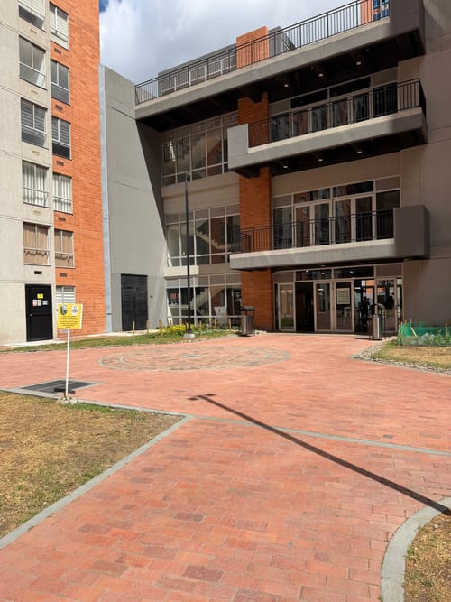 Apartamento de 2 alcobas en arriendo en Fontibon, Bogotá, 45 m² · foto 16 de 17