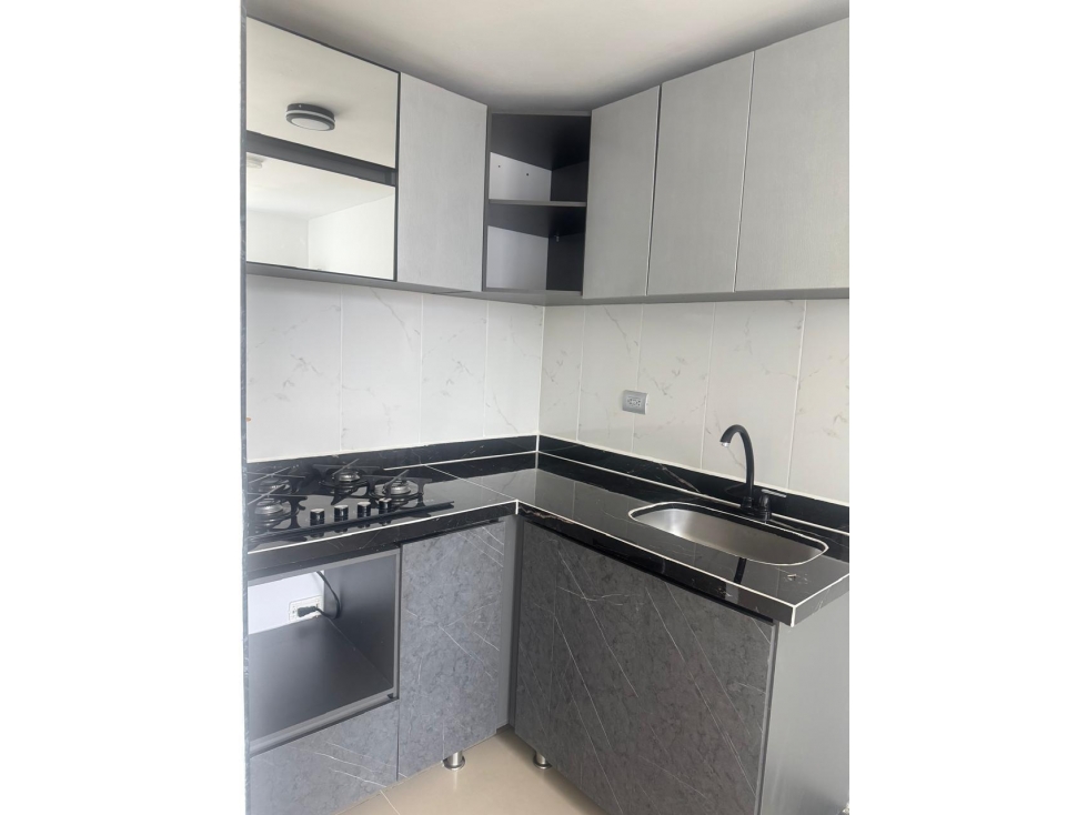 Apartamento en venta en Calasanz, Medellín · foto 4 de 24