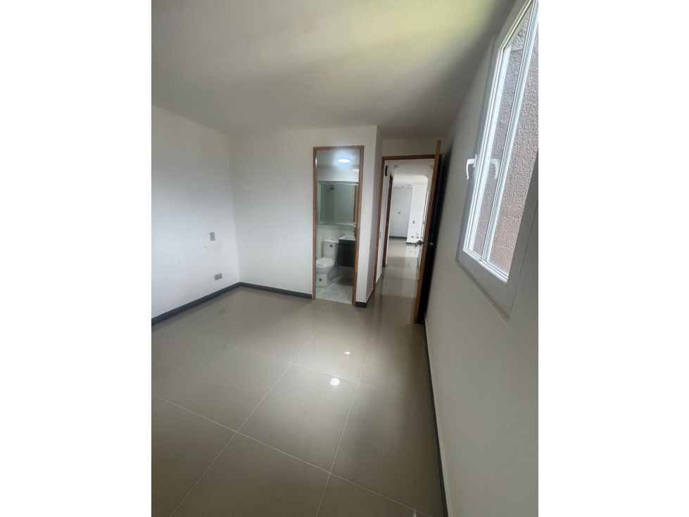 Apartamento en venta en Calasanz, Medellín · foto 10 de 24