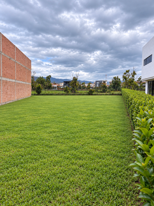 Lote en venta en Cota, 200 m² · foto 2 de 4