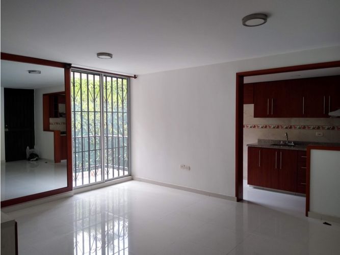 Apartamento de 2 alcobas en venta en Aguacatal, Cali, 61 m² · foto 19 de 24