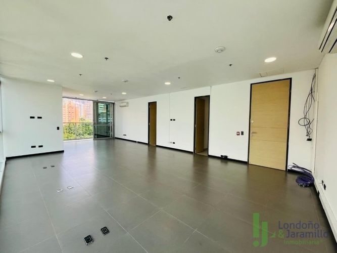 Oficina en venta en Villa Carlota, Medellín, 80 m² · foto 3 de 8