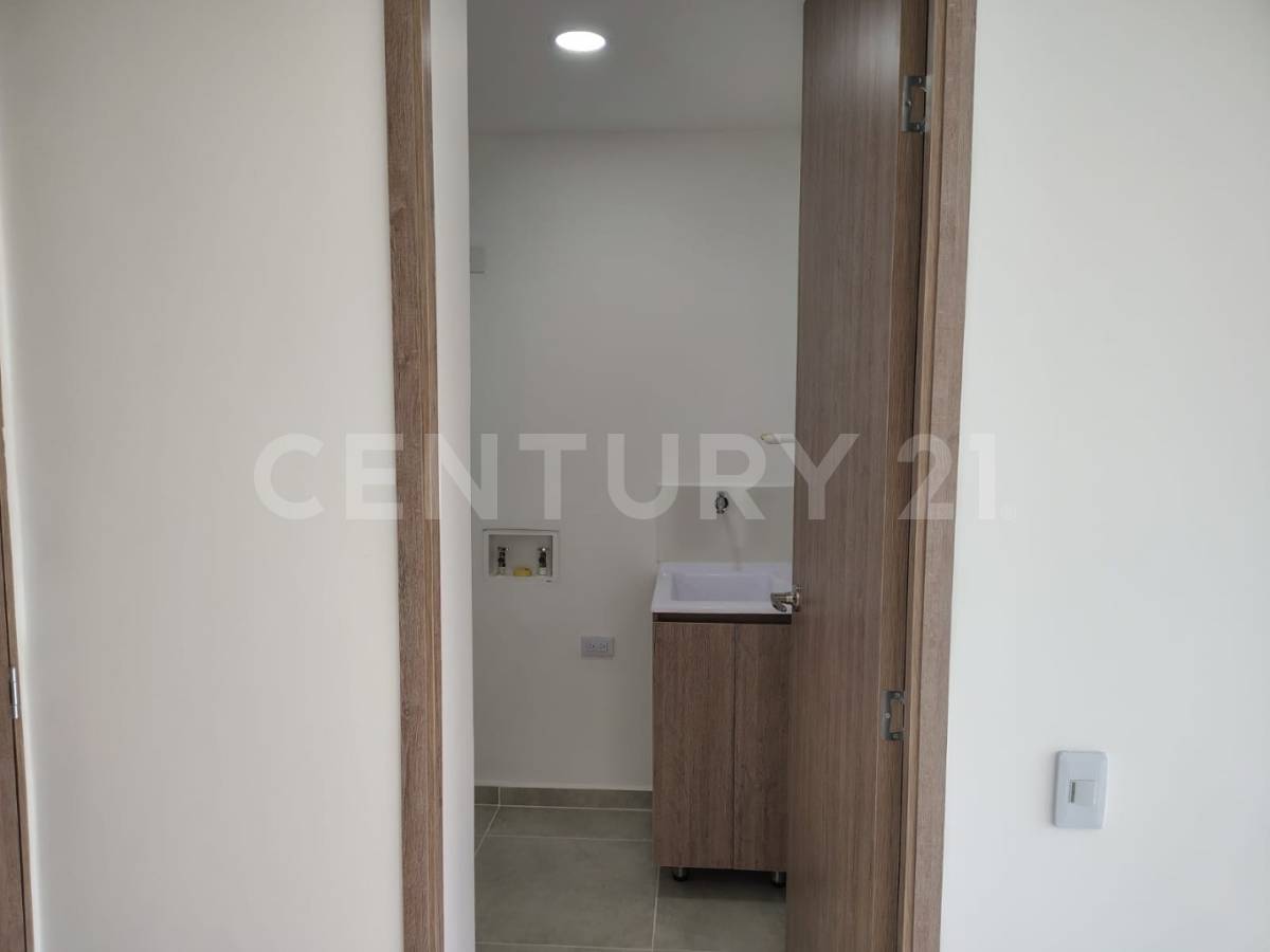 Apartamento en arriendo en La Ceja · foto 4 de 18