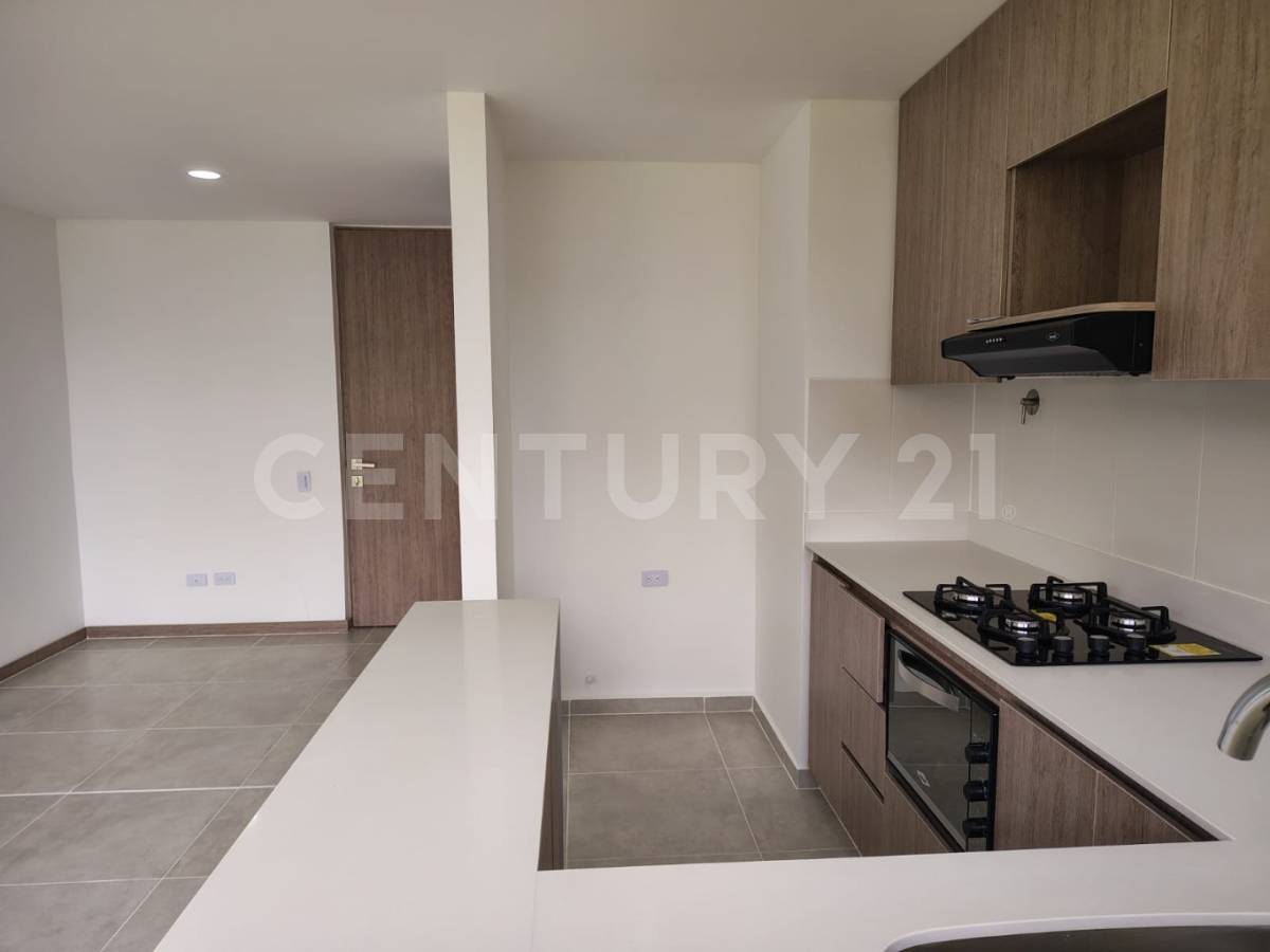 Apartamento en arriendo en La Ceja · foto 7 de 18