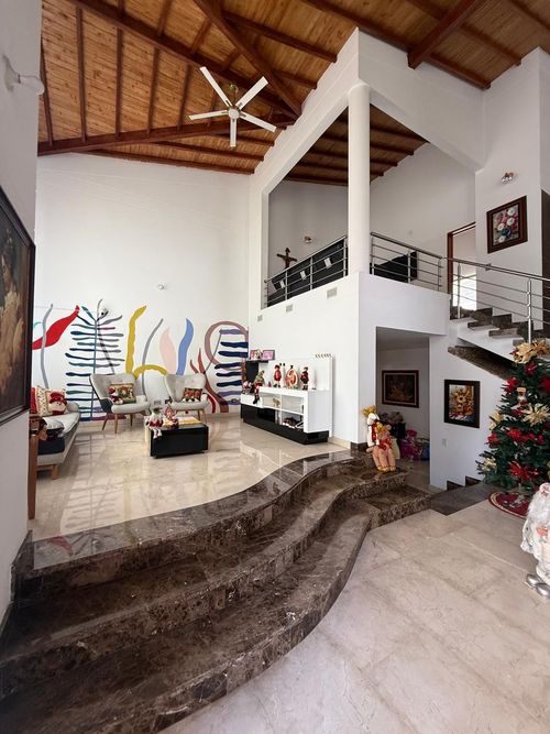 Casa de 5 alcobas en venta en La Españolita, Piedecuesta, 560 m² · foto 19 de 24