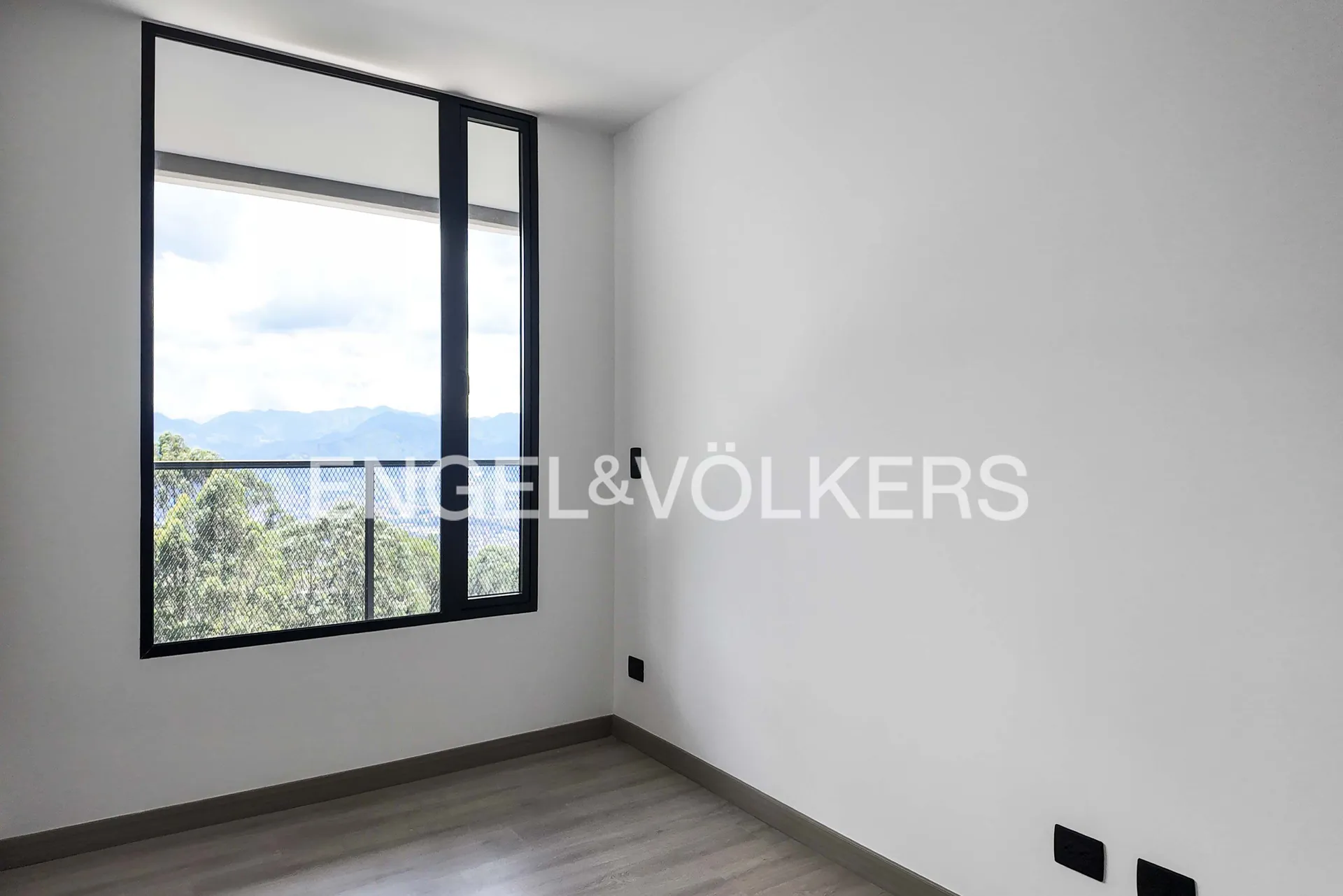 Apartamento en venta en Loma De Las Brujas, Envigado · foto 12 de 13