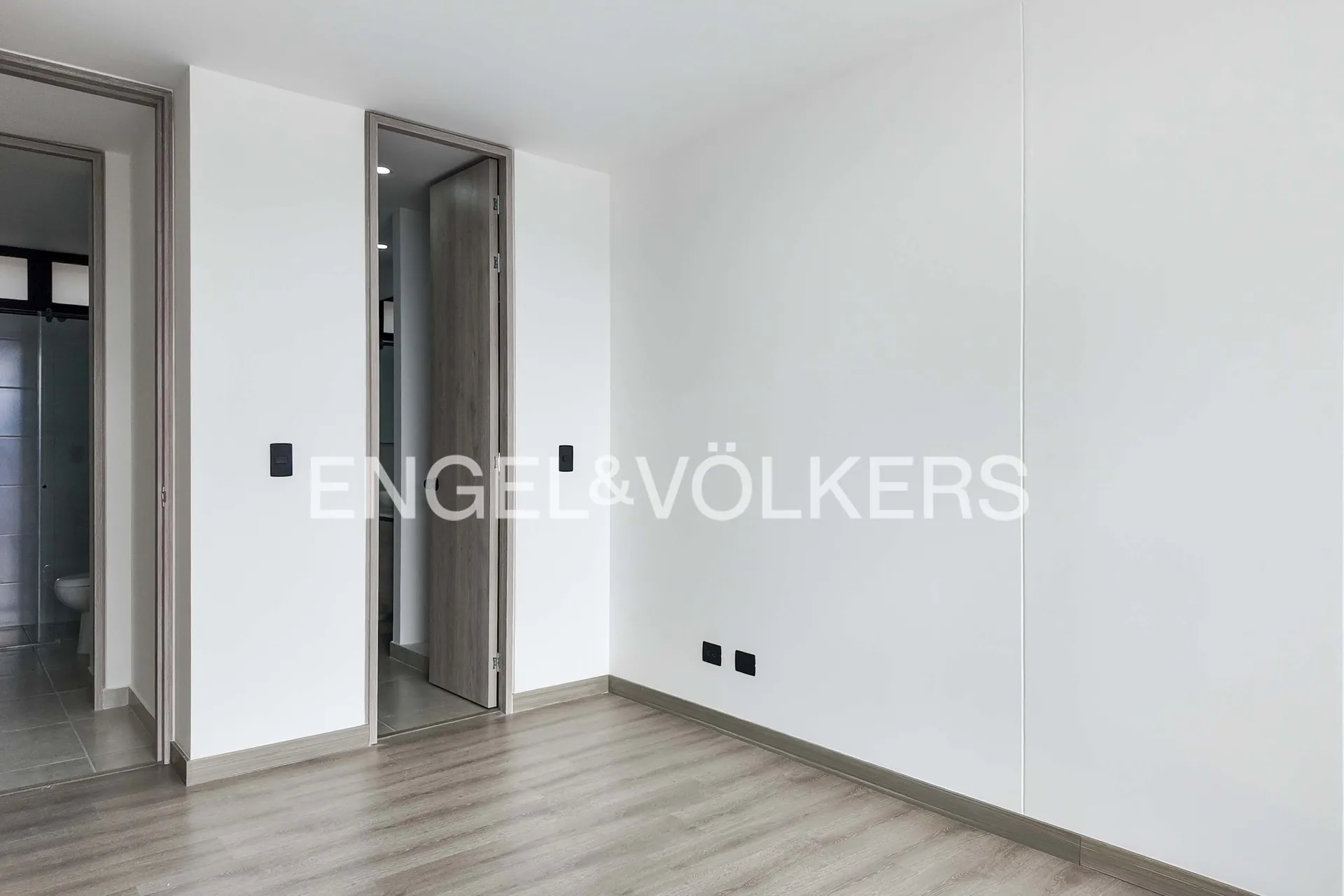 Apartamento en venta en Loma De Las Brujas, Envigado · foto 9 de 13