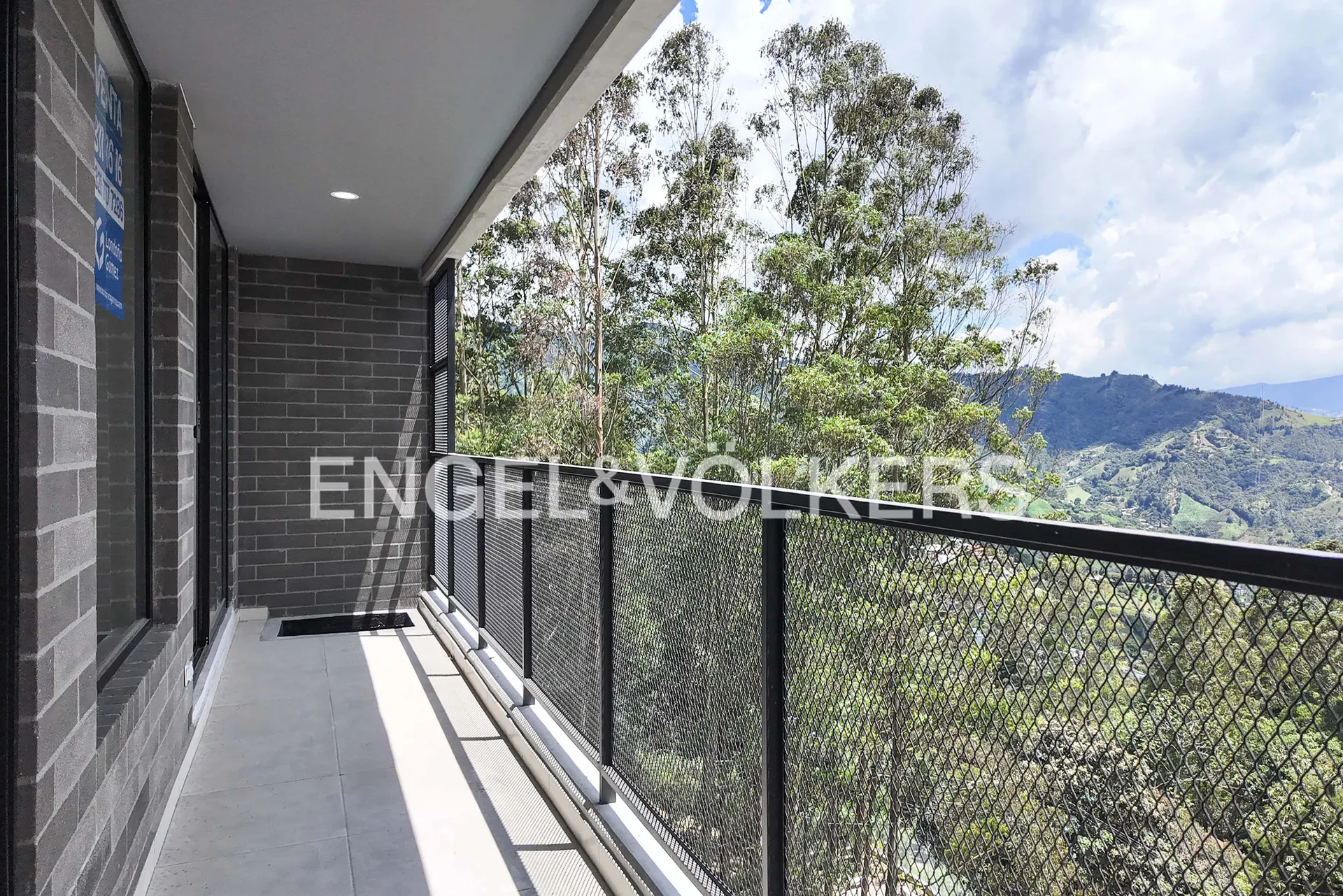 Apartamento en venta en Loma De Las Brujas, Envigado · foto 7 de 13