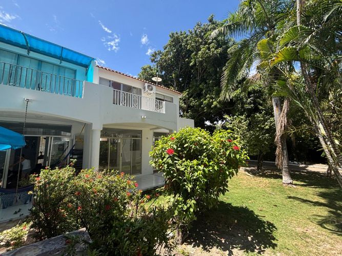 Casa de 3 alcobas en arriendo en Aqualina, Girardot, 118 m² · foto 2 de 24