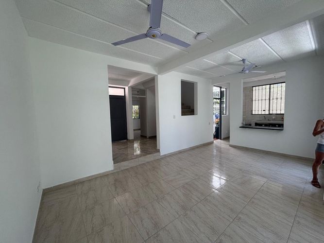 Casa de 3 alcobas en arriendo en Aqualina, Girardot, 118 m² · foto 5 de 24